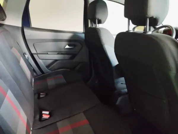 Dacia Duster 1.3 TCe 130 9