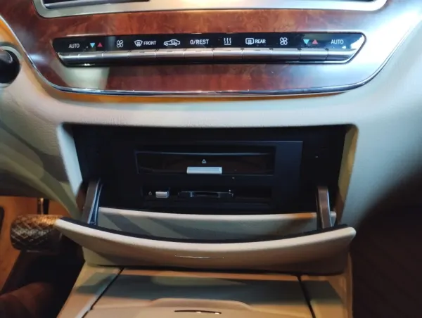 Mercedes-Benz S 320 CDi 26