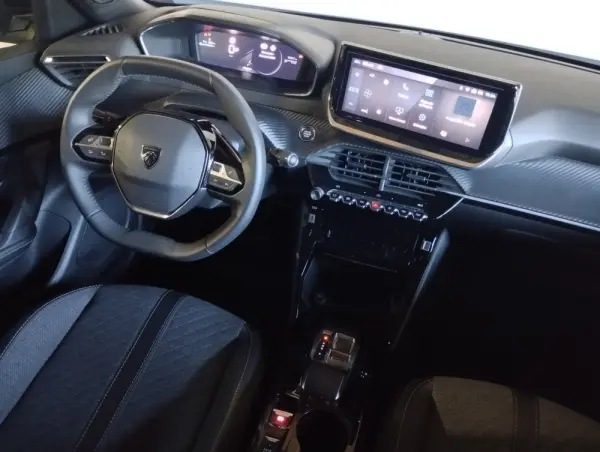 Peugeot 2008 e-2008 50 kWh Allure 15