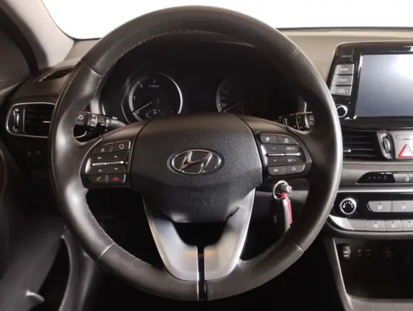Hyundai i30 SW 1.6 CRDI SW Style 12