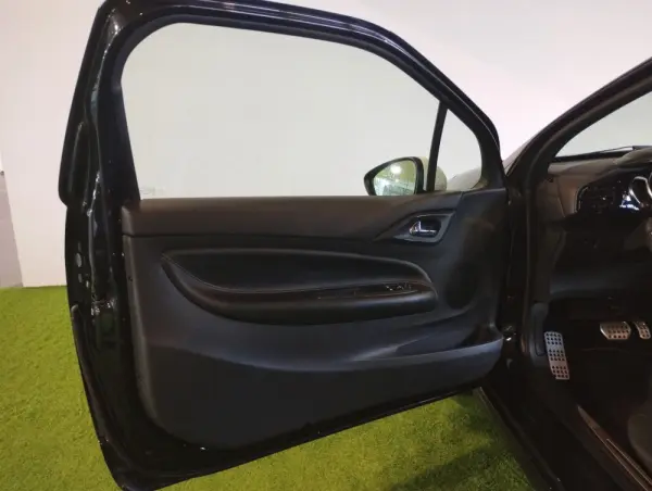 Citroën DS3 1.4 VTI Sport Chic 17