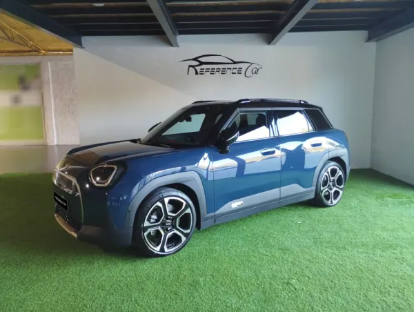 MINI Aceman SE Favoured M 6