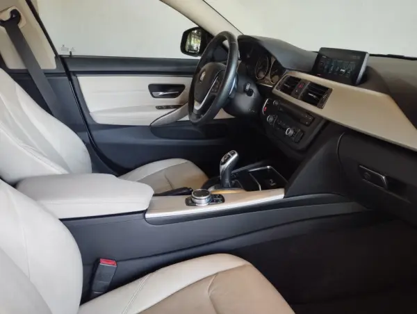 BMW 425 Gran Coupé Luxury Line 8