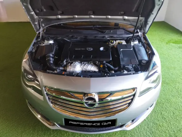 Opel Insignia Sports Tourer 2.0 CDTI Executive 140cv 25