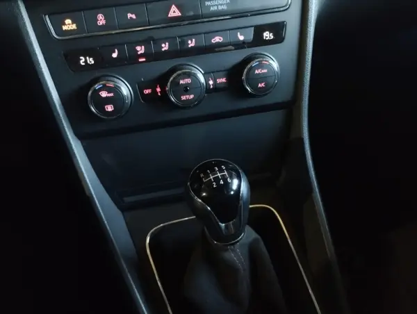 SEAT Leon 1.4 TSI FR 120CV 19