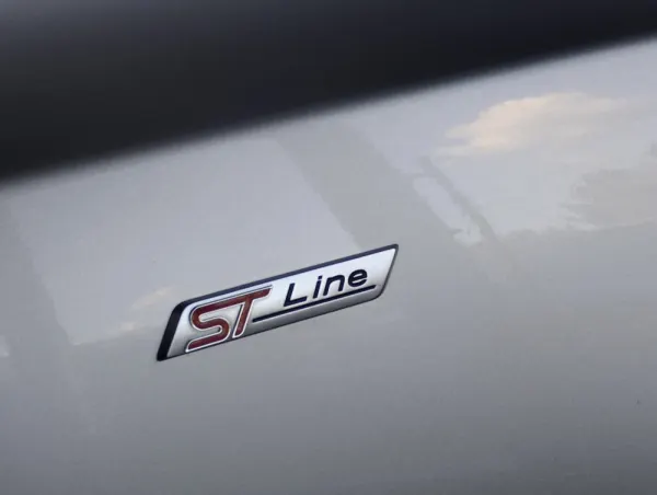 Ford Focus EcoBoost ST-Line Hybrid 22