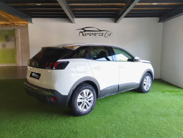 Peugeot 3008 1.5 BlueHDi Active 2