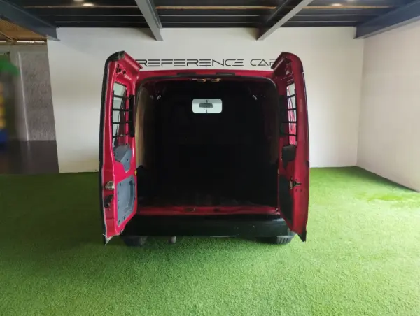 Ford Transit Connect T200 TDCi 5