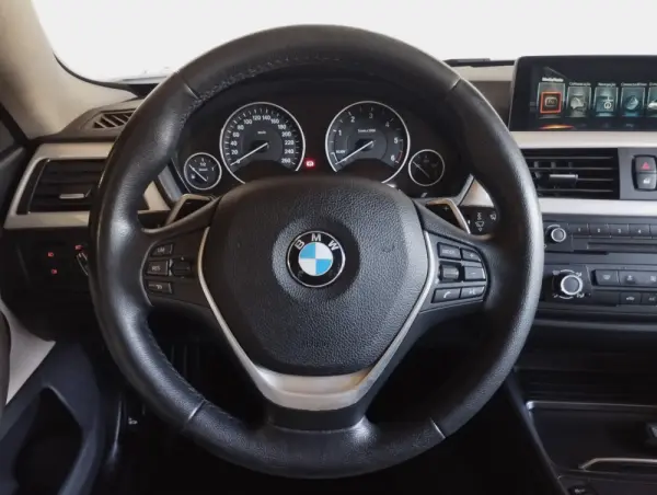 BMW 425 Gran Coupé Luxury Line 12