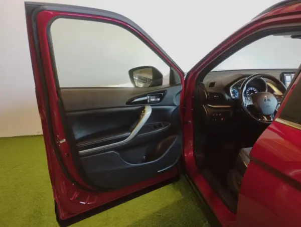 Mitsubishi Eclipse Cross 2.4 PHEV (PlugIn) 27