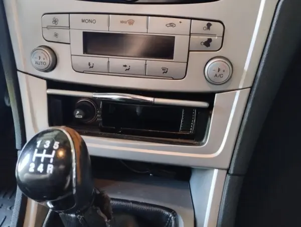 Ford Mondeo SW 1.8 TDCi Titanium 19