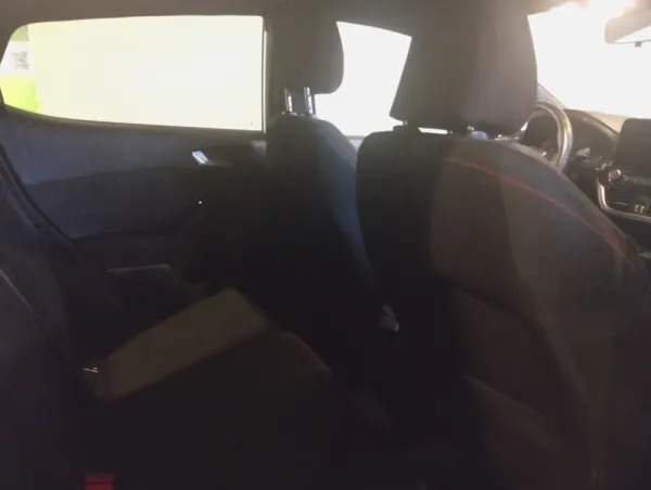 Ford Fiesta 1.0 EcoBoost ST-Line 9