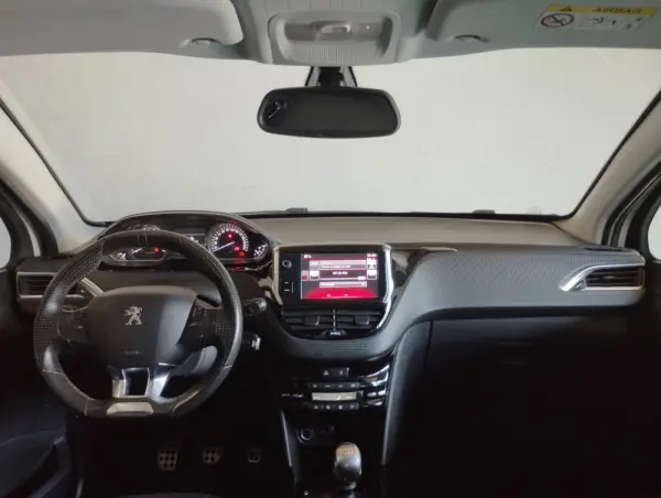 Peugeot 2008 1.2 PureTech GT Line 7