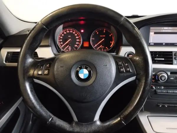 BMW 320 d Touring Line Sport 13