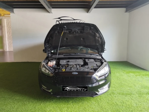 Ford Focus 1.5 TDCi Titanium 24