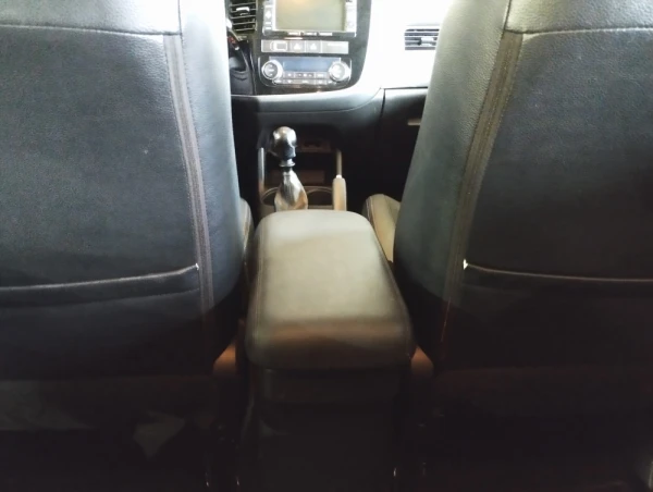 Mitsubishi Outlander 2.2 DI-D Instyle Navi 23
