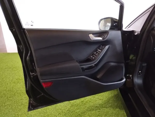 Ford Fiesta ST Line 1.0 Ecoboost 100cv 19