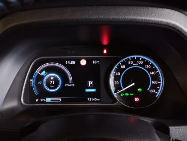 Nissan Leaf N-CONNECTA 11