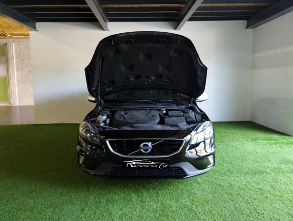 Volvo V40 2.0 D2 R-Design 21