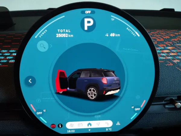 MINI Aceman SE Favoured M 17