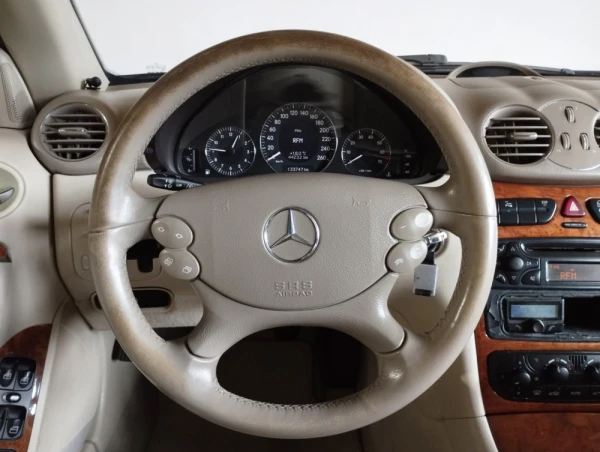 Mercedes-Benz CLK 200 12