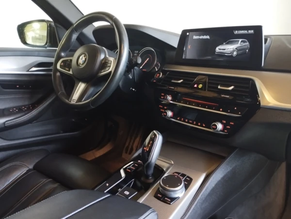 BMW 525 d Pack M Auto 15