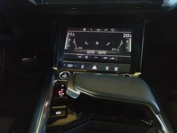 Audi e-tron Sportback 55 quattro S line 16