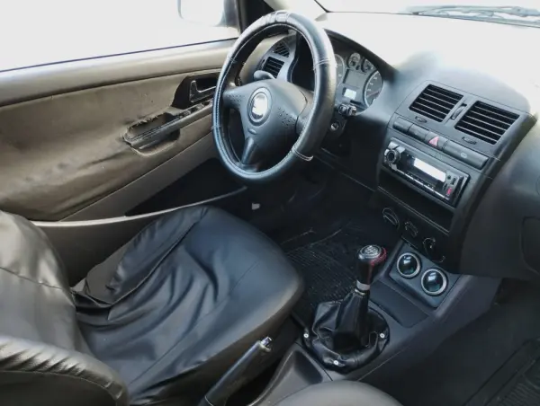 SEAT Ibiza 1.9 TDi Signo 5