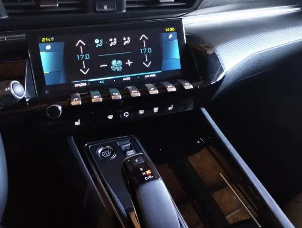 Peugeot 508 SW 1.6 Hybrid Allure e-EAT8 16