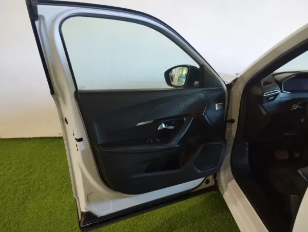 Peugeot 2008 e-2008 50 kWh Allure 25