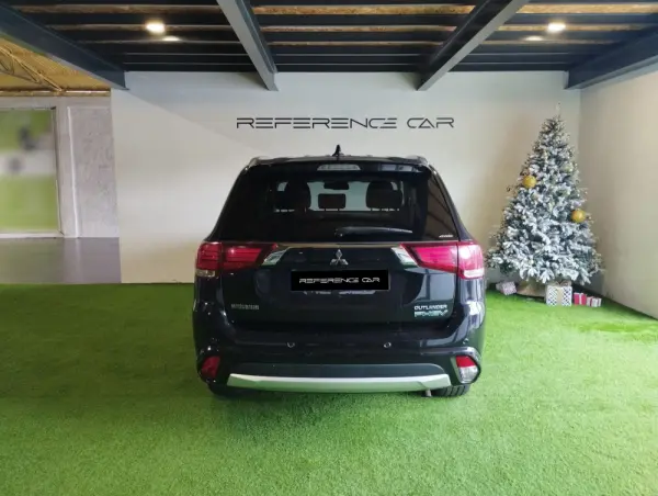 Mitsubishi Outlander 2.0 PHEV Instyle Navi 4