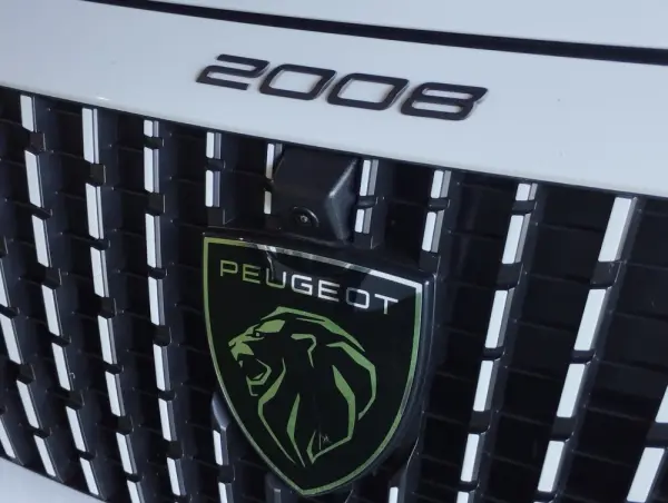 Peugeot 2008 e-2008 50 kWh Allure 26