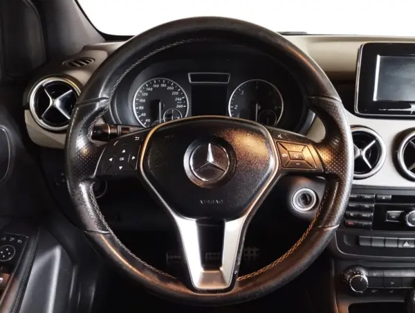 Mercedes-Benz B 180 CDI 12