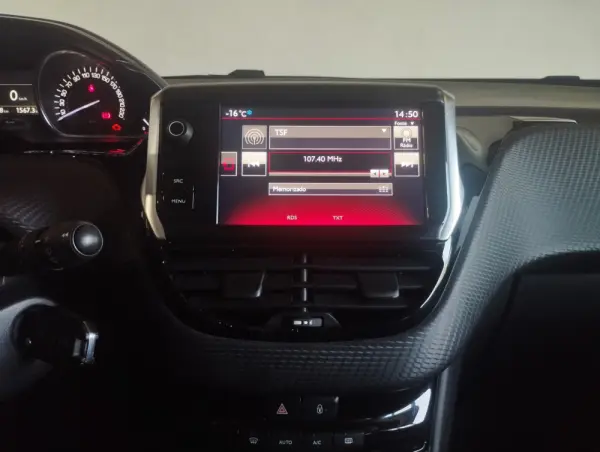 Peugeot 2008 1.2 PureTech GT Line 16