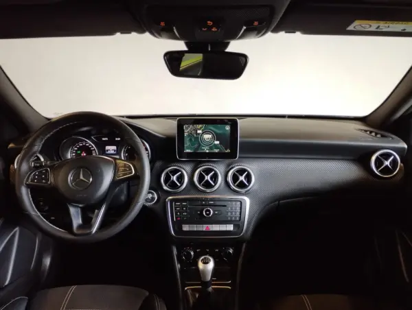 Mercedes-Benz A 180 1.5 CDI BE Urban 7