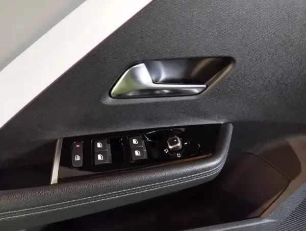 Opel Astra 1.6 T PHEV Elegance 20