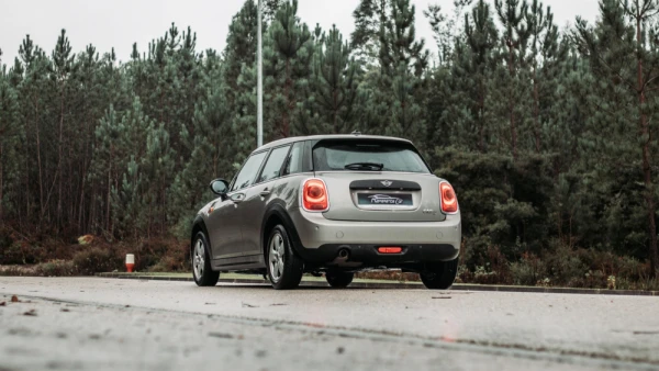 MINI 5 Portas One D 16