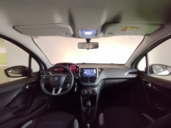 Peugeot 208 1.2 VTi SE Style 10