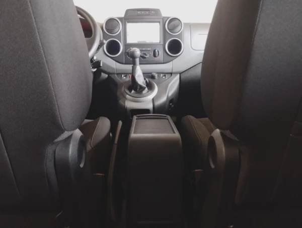 Peugeot Partner Outro 22
