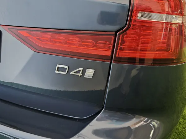 Volvo V60 2.0 D4 Inscription Geartronic 21