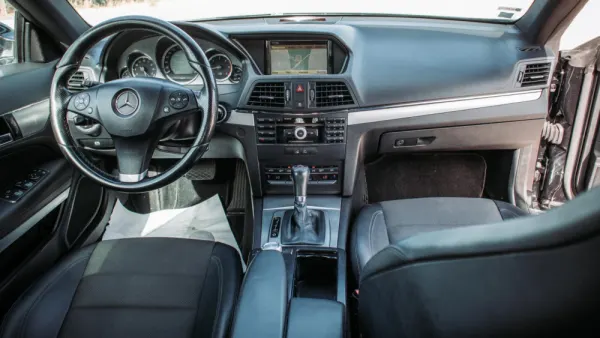 Mercedes-Benz E 250 CDI COUPE AVANTGARD 6