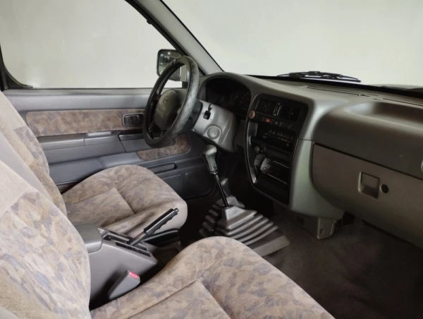 Nissan Navara D22 Cabine Dupla 4X4 8