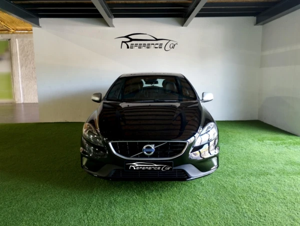 Volvo V40 2.0 D2 R-Design 3