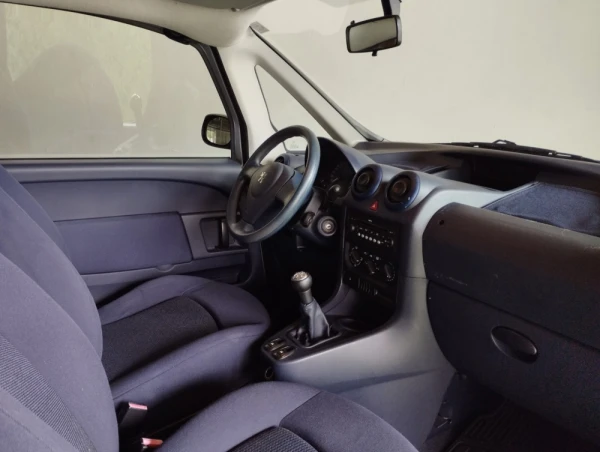 Peugeot 1007 1.4 HDI Trendy 8