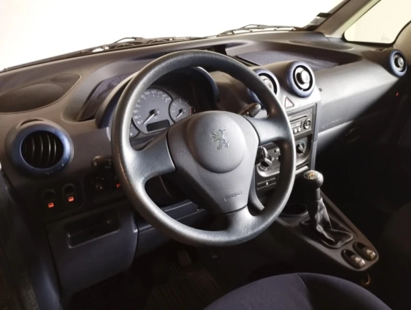 Peugeot 1007 1.4 HDI Trendy 16
