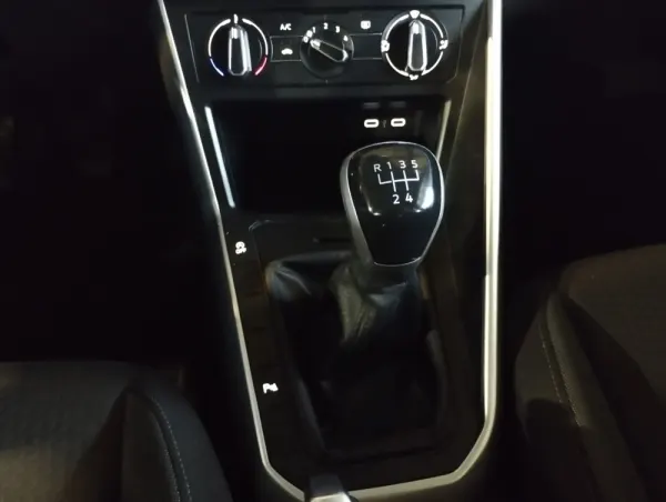 Volkswagen Polo 1.0 Tsi Life 95cv 19