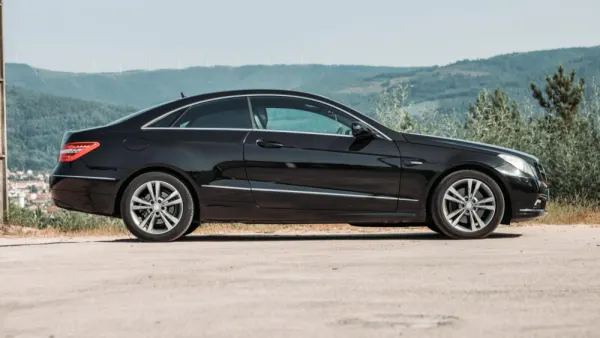 Mercedes-Benz E 250 CDI COUPE AVANTGARD 17