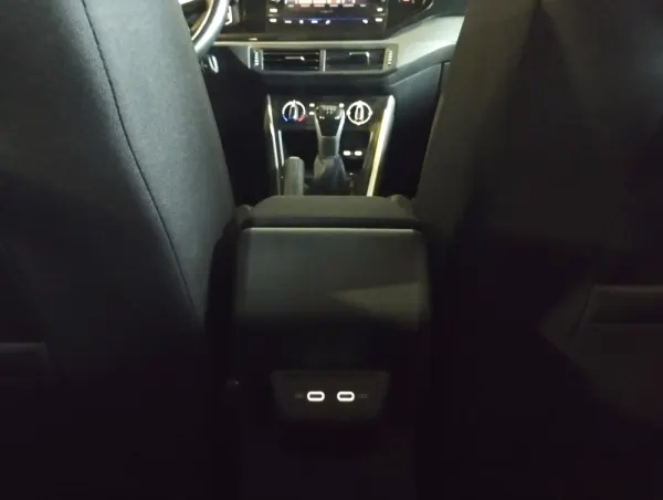 Volkswagen Polo 1.0 Tsi Life 95cv 22