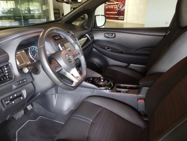Nissan Leaf N-CONNECTA 13