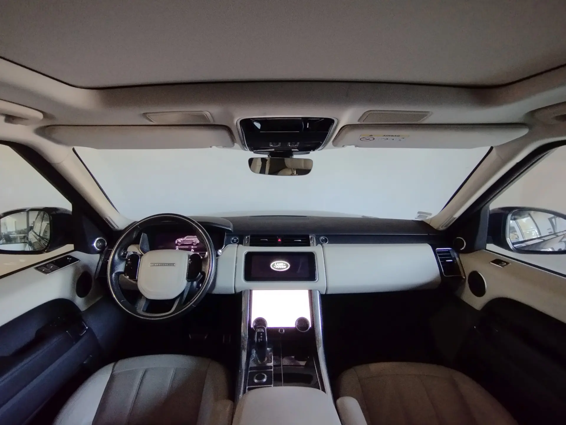 Land Rover Range Rover Sport P400e HSE Plug-In 10